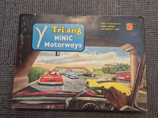 TRI-ANG MINIC MOTORWAYS COMMERCIAL BOXED SET M1512 WITH BUS AND COACH