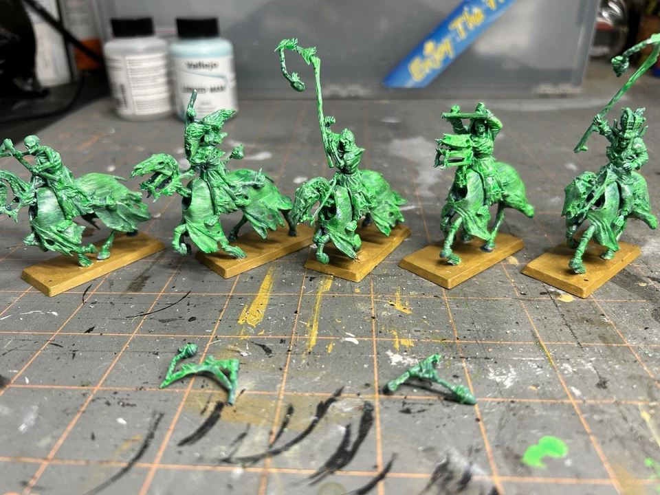 Warhammer Age of Sigmar Hexwraiths Nighthaunt Primed/Painted - Image 3 of 4