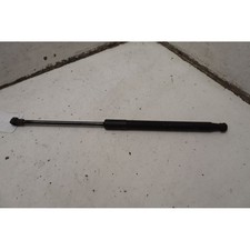 Verin de hayon / de capot Toyota YARIS