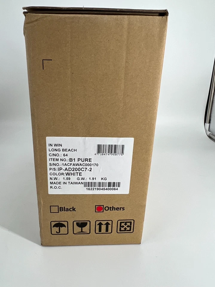 InWin Bl Pure White Mini-ITX MiniTower Desktop Computer Case - Image 3 of 4