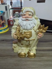 1997 Vintage Santa Claus Figurine Farmer With Chicken Christmas  Figure