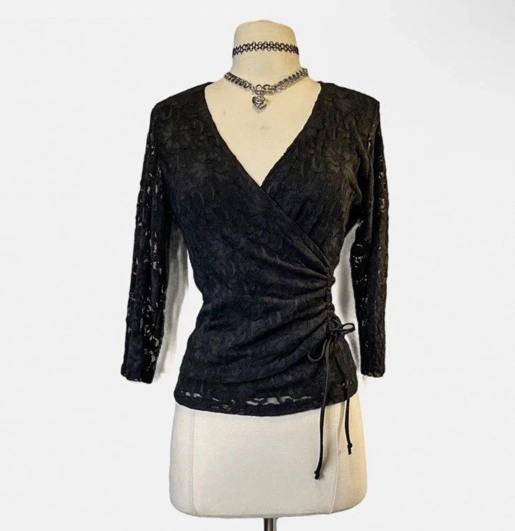 复古花边哥特式娃娃上衣 90 年代皱褶蝴蝶结浪漫奇思戈斯童话 — 第 2/4 张图片