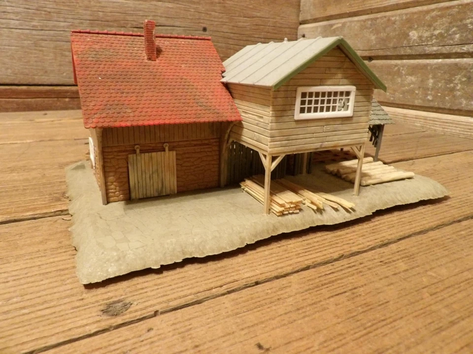 Vintage HO Scale Model Train Pre-Built Wood Industrial Building - Image 3 of 4