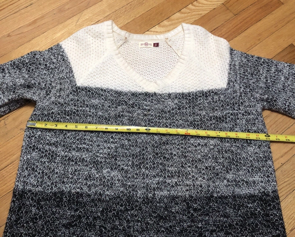 SO Perfectly Soft Perfectly You V-Neck Striped Ombre Knit L/S SWEATER Women’s 2X - Image 4 of 4