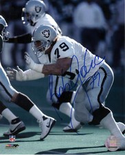 BOB GOLIC  OAKLAND RAIDERS   COLOR ACTION SIGNED 8x10