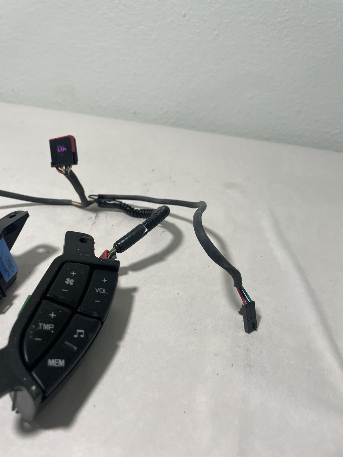 0205 FORD EXPLORER/MERCURY 0306 EXPEDITION STEER WHEEL CRUISE CONTROL