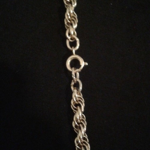Gold colored metal twisted rope necklace 29 inches chain link - Picture 5 of 5