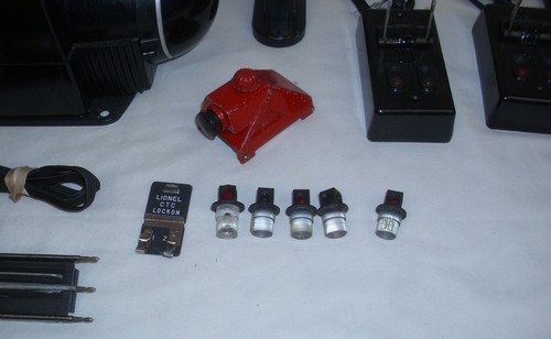 LIONEL MULTI CONTROL TRAINMASTER ZW TRANSFORMER 275 WATT WITH ACCESSORIES - Imagen 3 de 6