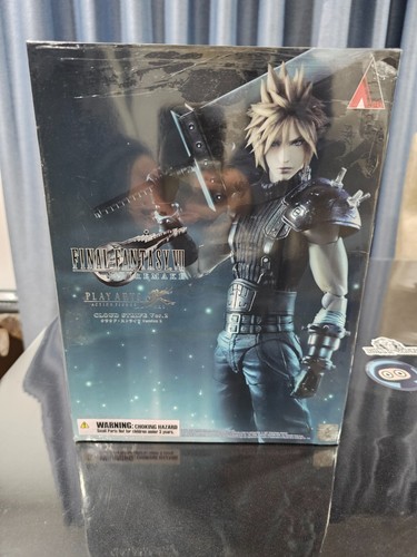 Square Enix Play Arts Kai Final Fantasy 7 Cloud Strife Ver. 2 NEW & SEALED