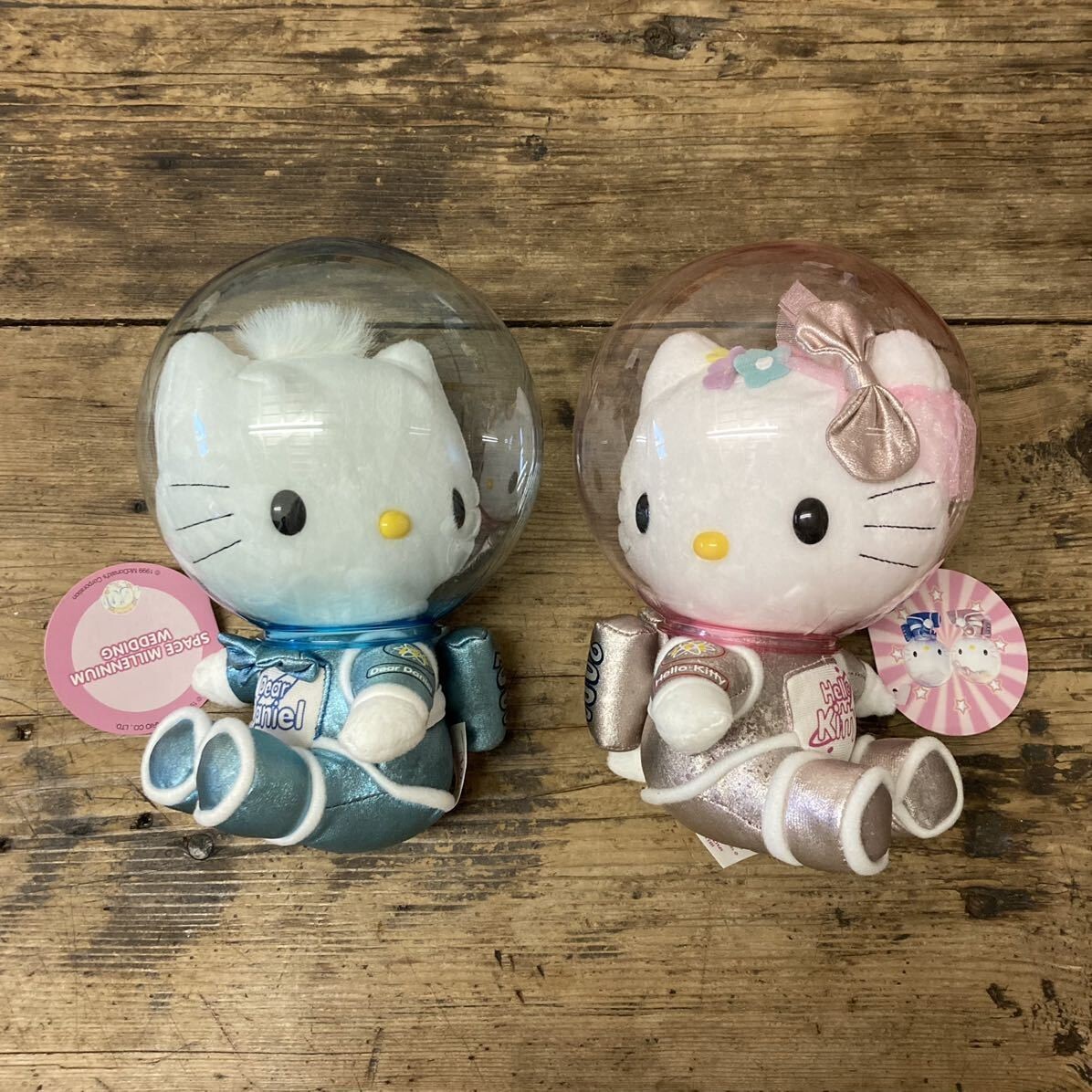 Sanrio Hello Kitty Mc Donalds collabo Space wedding Kitty and