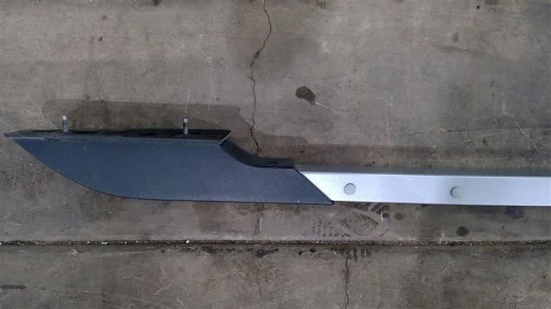 2017-2021 GMC ACADIA ROOF RIGHT SIDE LUGGAGE CARRIER MOLDING 84326934 - Image 2 of 4