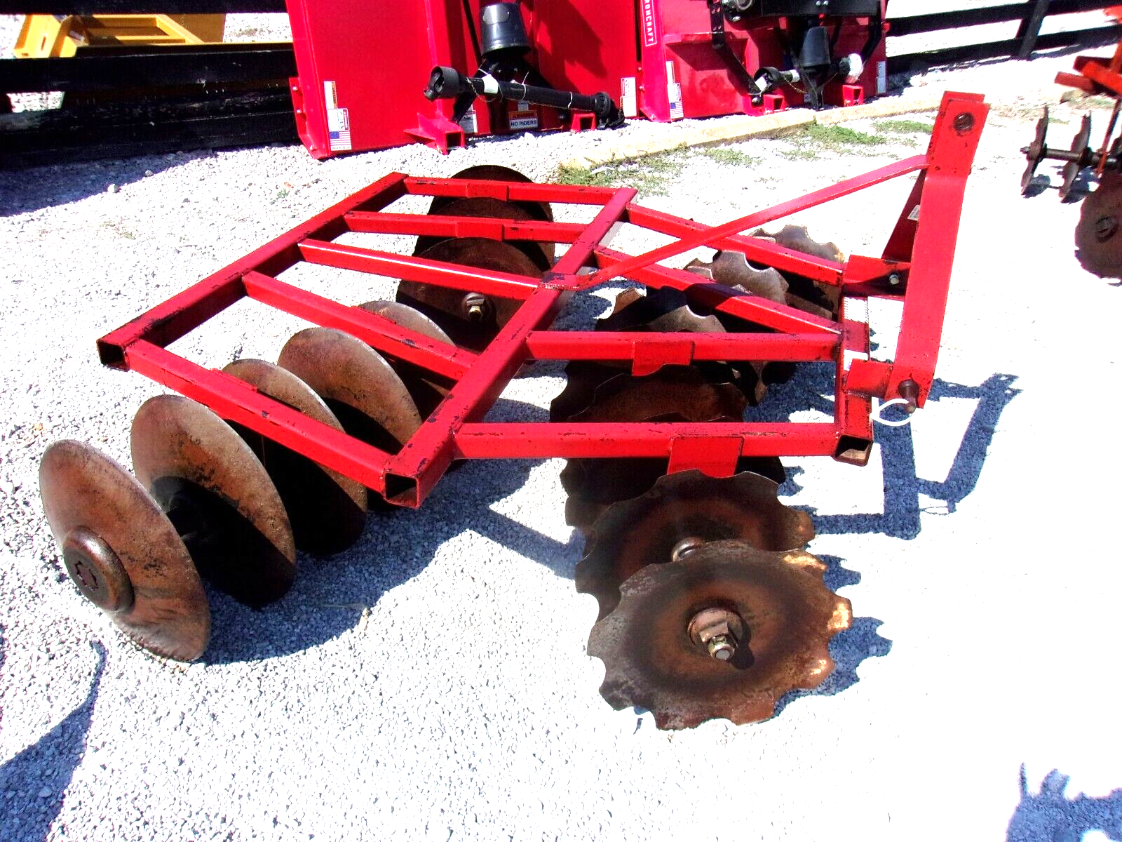 Used Wallace 6ft. 3 pt. Lift Disc Harrow (FREE 1000 MILE SHIPPING FROM ...