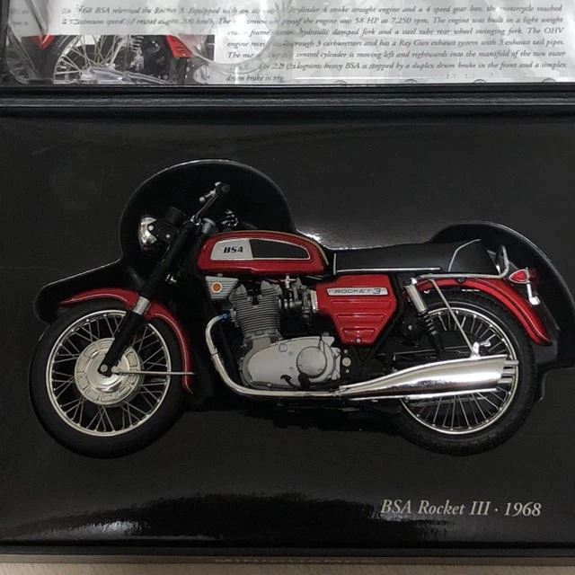 MINICHAMPS 1/12 BSA Rocket III 1968 Red Metallic Diecast Model Incl US duty - Image 4 of 4