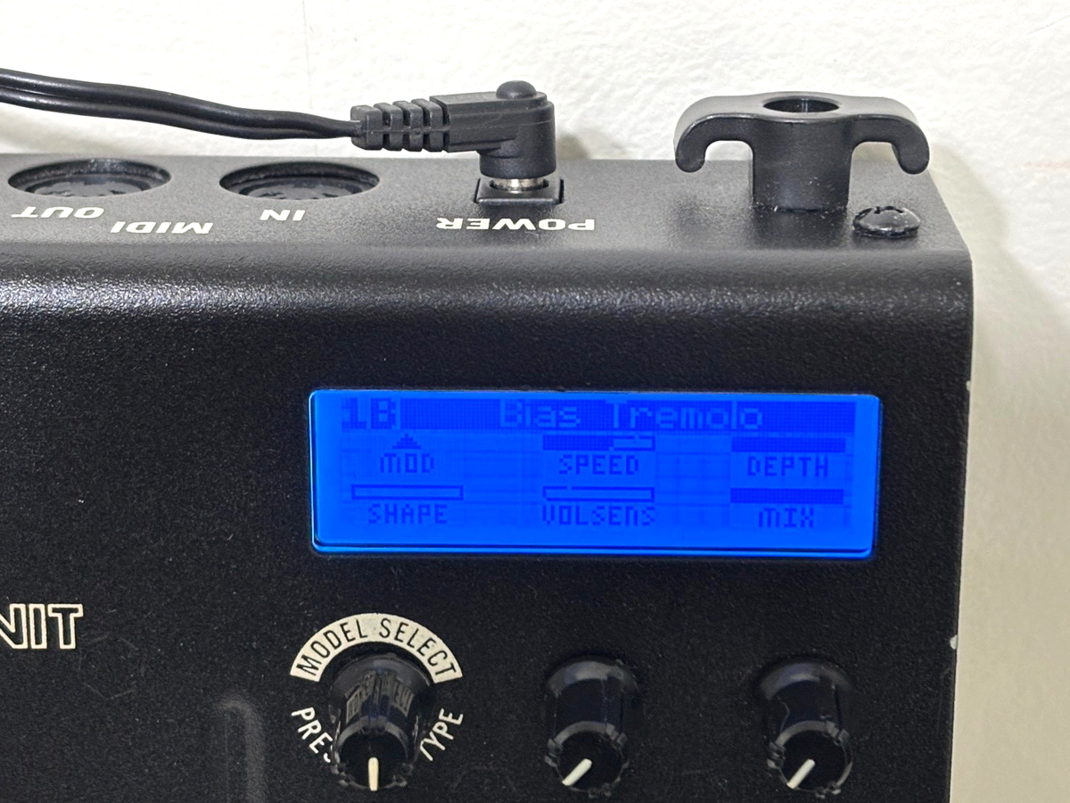 Line 6 6 M9 Stompbox Modeler Multi-Effects Guitar Effect Pedal for