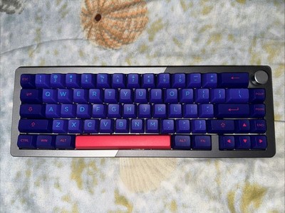 KiBoom loop 65% Keyboard With Neon Akko Keycaps
