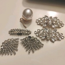 Lot of Vintage Shoe Clips Rhinestones Pearl