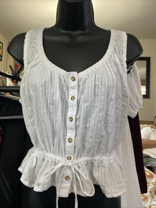 Pilcro Anthropologie tops Size Small White Sleeveless ties at the waist