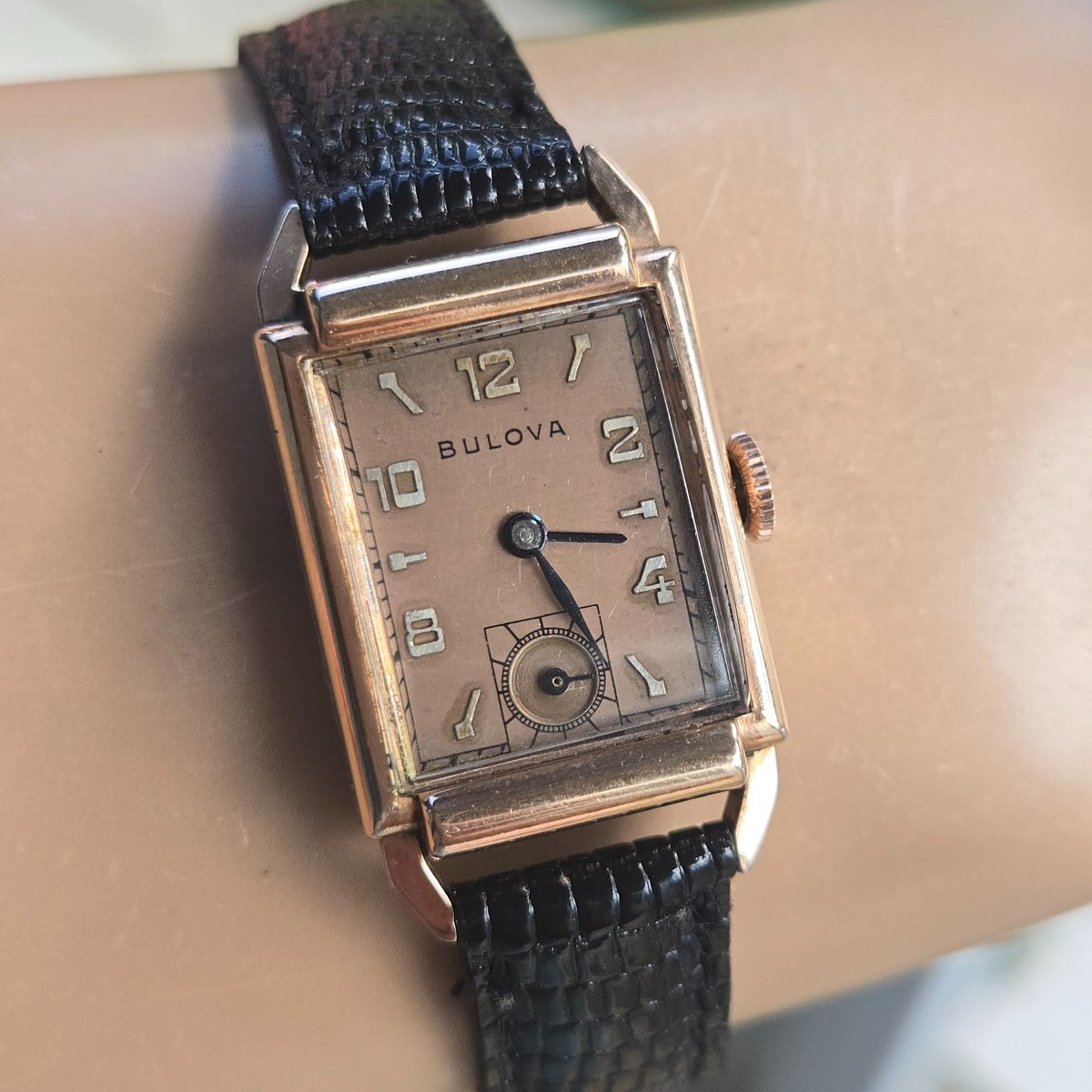 Vintage BULOVA President 