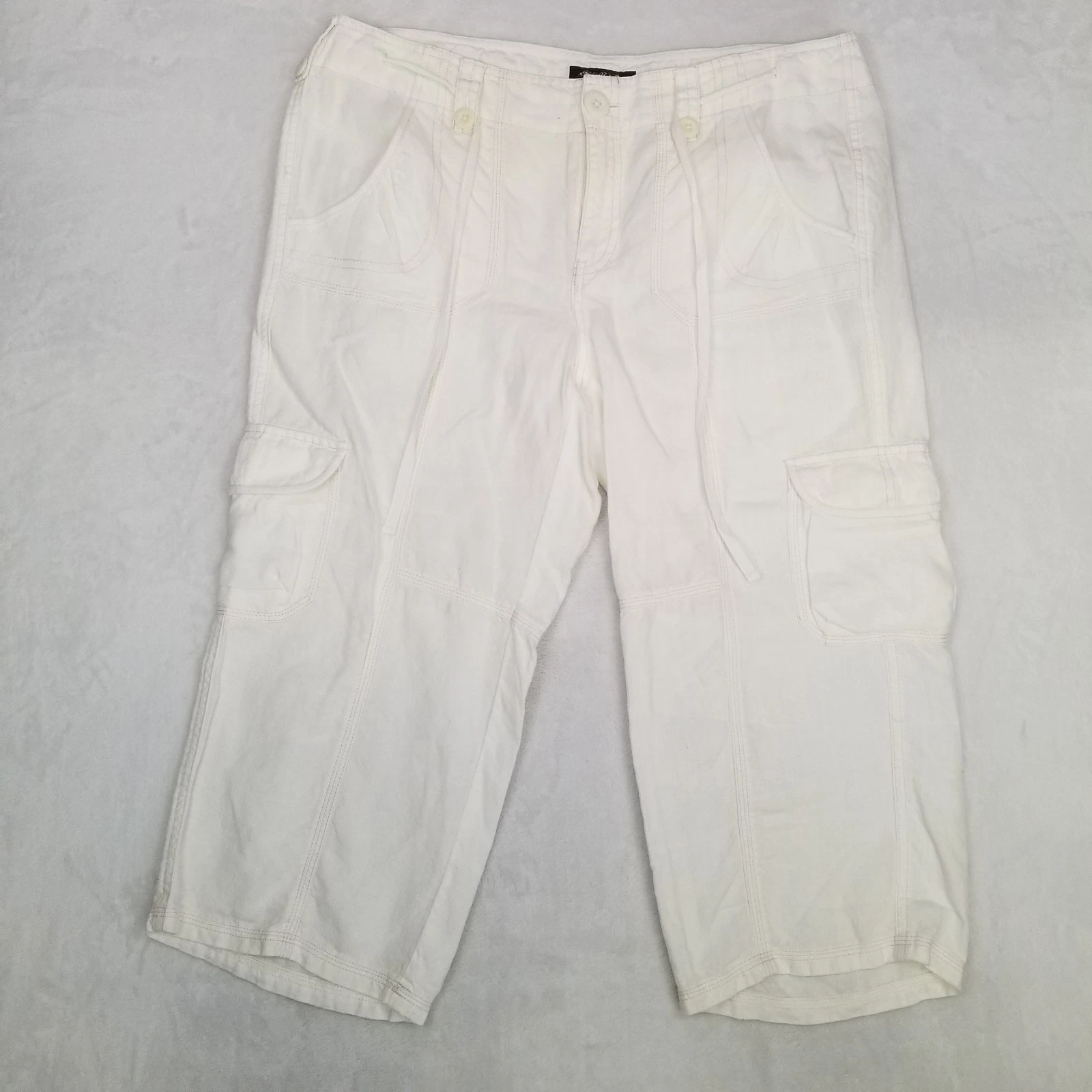 Eddie Bauer Women's White Linen Cargo Capri Pants Size 12 High Waist Relaxed Fit
