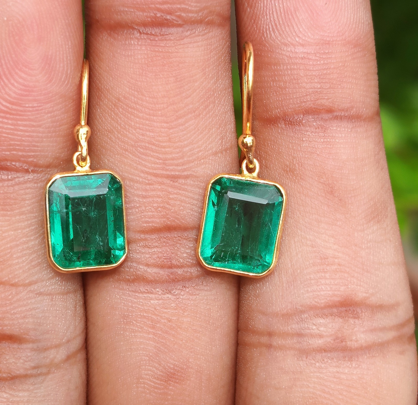 14k Solid Yellow Gold Colombian Emerald Gemstone Handmade Beautiful Earring