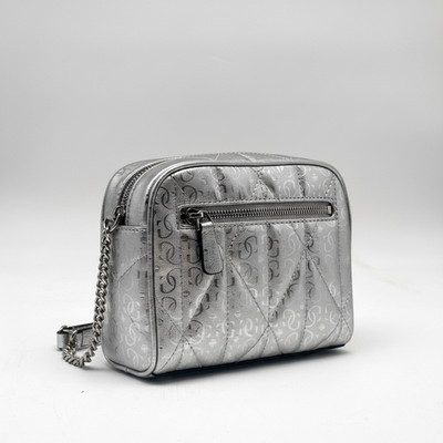 GUESS Noelle Camera Bag Damen Umhängetasche Crossbody Silber Gesteppt Logo