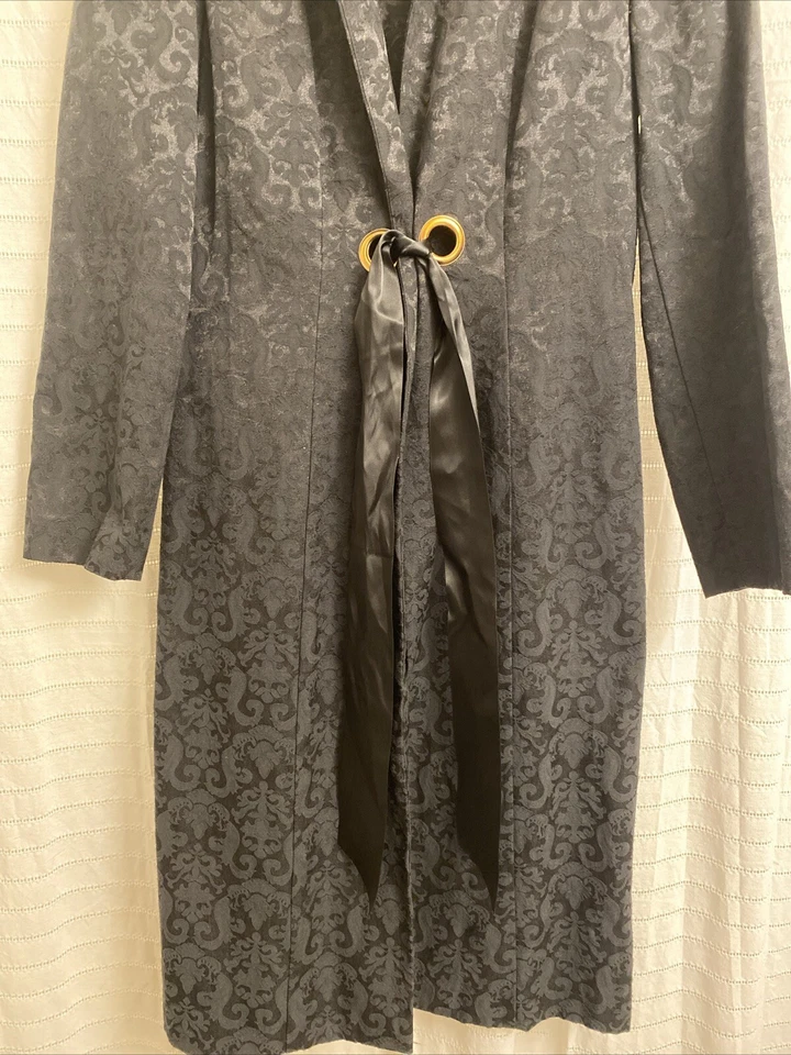 Maggie Sweet Small Women’s Black Light Coat Sister Ties - Image 4 of 4