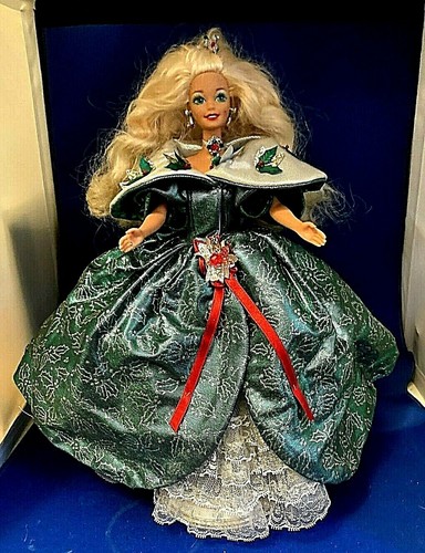 Happy Holiday Barbie Doll 1995 w/original stand EUC