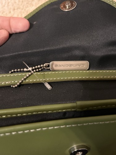 Neu ohne Etikett Damen olivgrün Bandolino Handtasche Geldbeutel Riemen 11 x 6,5 x 1 Zoll - Bild 5 von 10
