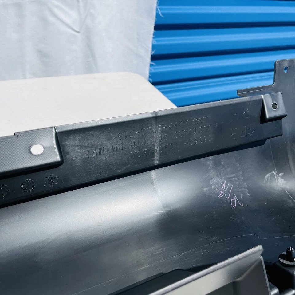 Infiniti FX35 FX37 FX50 2009-2013 ESTRIBO LADO DEL PASAJERO DERECHO FABRICANTE DE EQUIPOS ORIGINALES NUEVO Foto 4 de 4