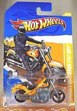 2012 Hot Wheels #30 HW Premiere 30/50 HARLEY-DAVIDSON FAT BOY Yellow Variant MC3