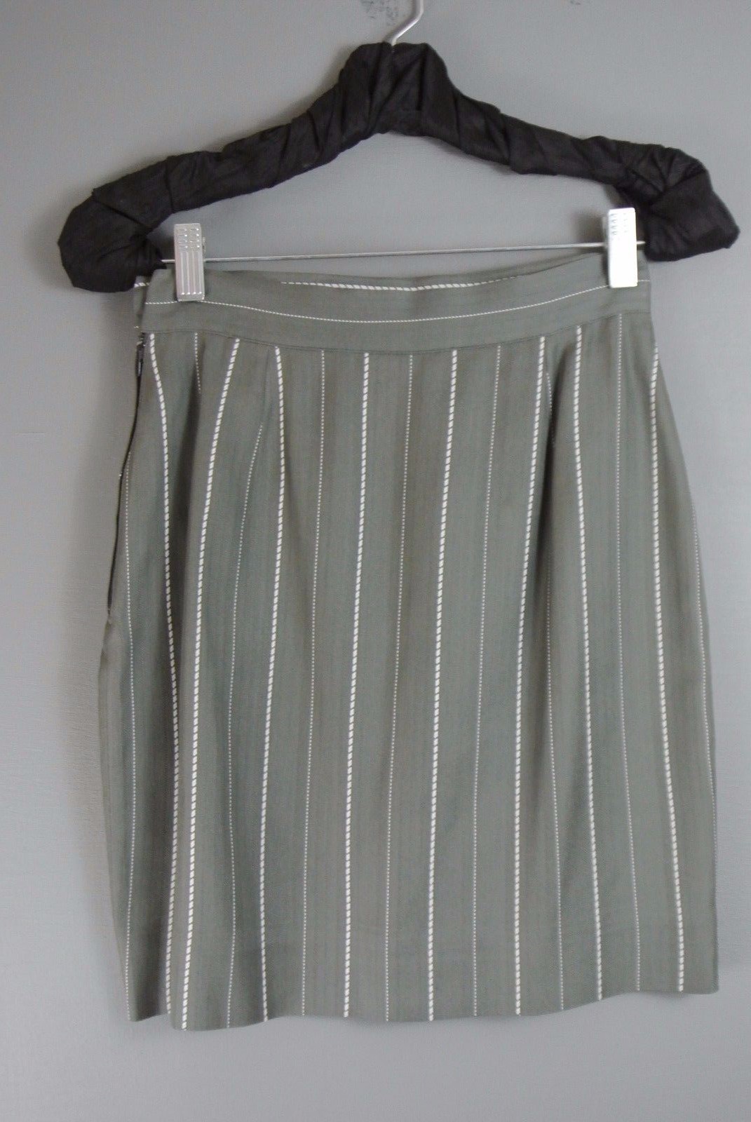 Gianfranco Ferré Silk Gray Mini Skirt E 38/US 4 Stripped Straight image 3