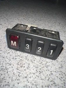 BMW 5 Touring E39 Steuerknöpfe für den linken Sitz 8352160 3.00 Diesel 33960218