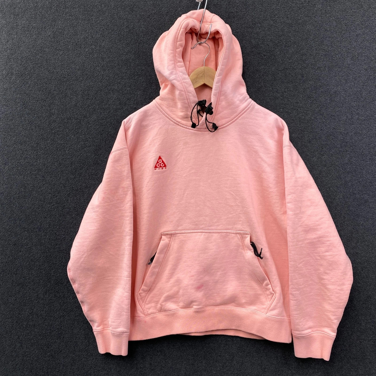 Nike ACG Mens Medium Pullover Hoodie Sweatshirt Bleached Coral Fleece Logo
Opens in a new window or