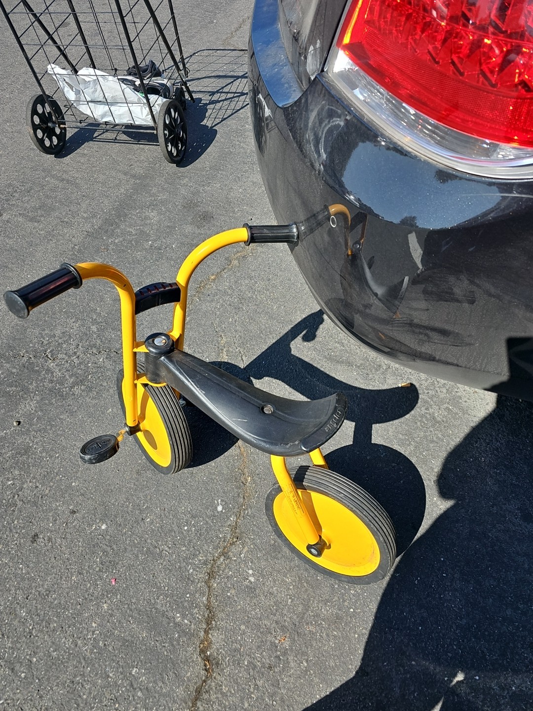 RARE VINTAGE Angeles 2 Wheel Metal Tricycle Bike Scooter Chi