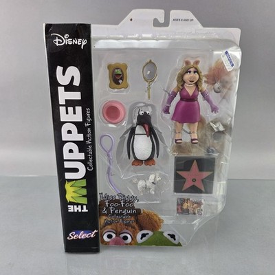 Muppets Miss Piggy Foo Foo Penguin Action Figure Multi Pack Diamond Select Toys