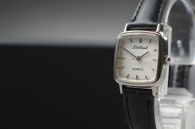 Serviced Vintage 1980-1990s Orient Lisblank A1-688B CS Quartz Womens Watch JAPAN