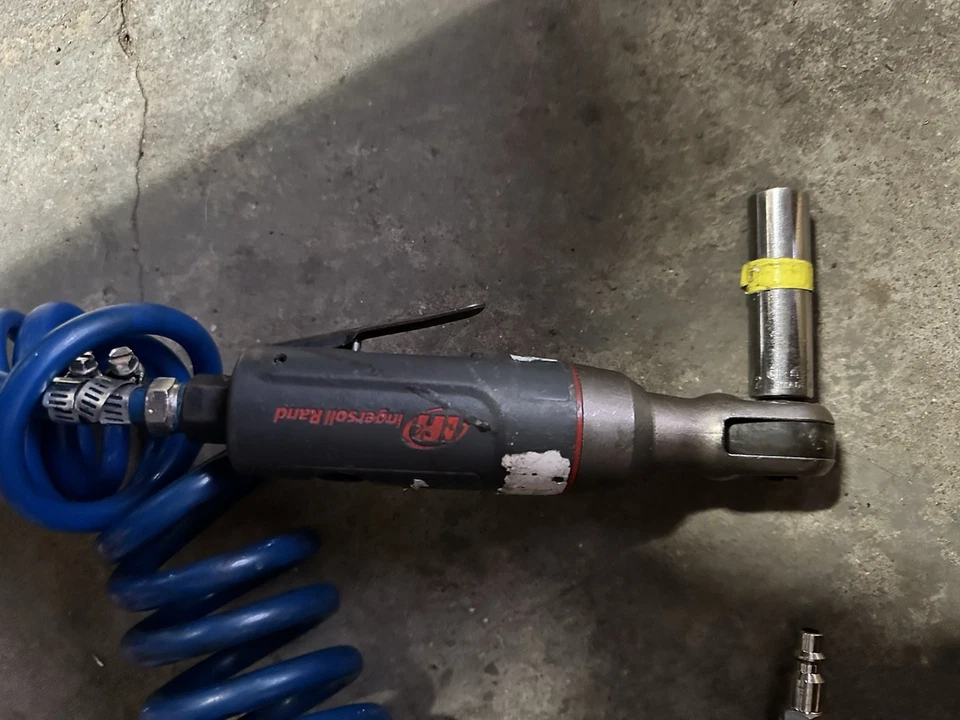Ingersoll Rand 1105MAX-D3 3/8 英寸驱动迷你空气棘轮扳手,30 英尺磅扭矩 — 第 3/4 张图片