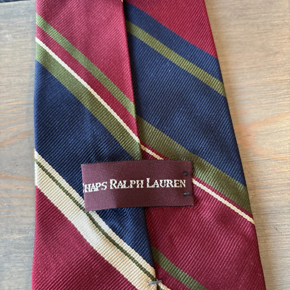 Gravata Ralph Lauren Chaps masculina de seda 4"x57" clássica listrada Repp feita nos EUA - Imagem 2 de 4
