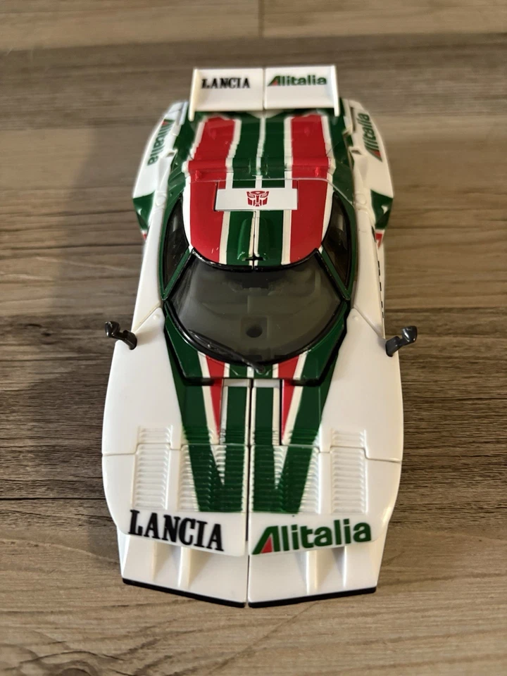 Transformers Masterpiece MP-20 Wheeljack Action Figure CIB Authentic Takara Tomy - Image 4 of 4