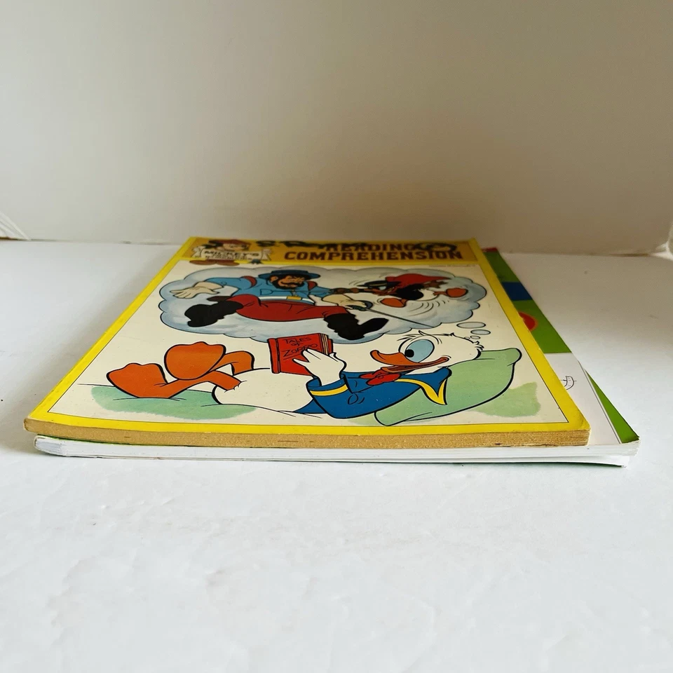 Lot of 2 Reading Comprehension Mini Book Grade K 1st 2nd 3rd Teacher Resource - Image 4 of 4