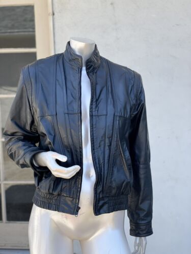 Wilsons Black Cropped Leather Jacket Size Medium |