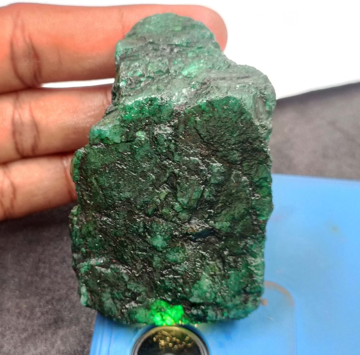 Dyed Ct One Sale Natural Green Emerald Certified Uncut