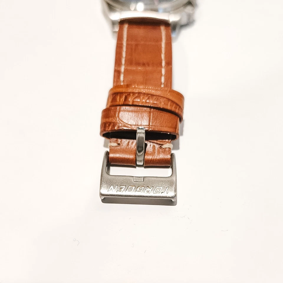 Reloj suizo Torgoen Pilot - SW822GA - Movimiento suizo resistente al agua de 10 ATM Foto 4 de 4