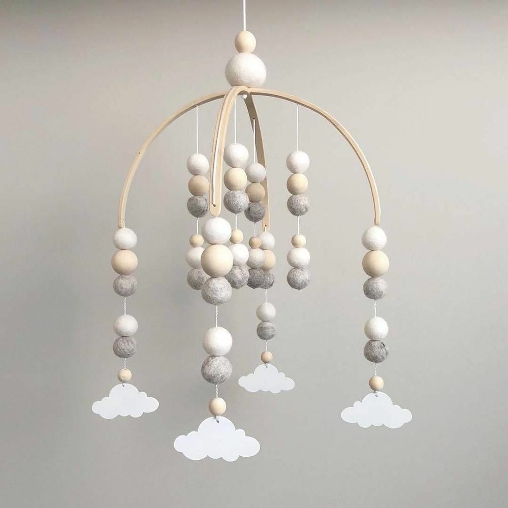 Newborn Baby Bed Hanging Wooden Beads Wind Chimes with Wool Balls