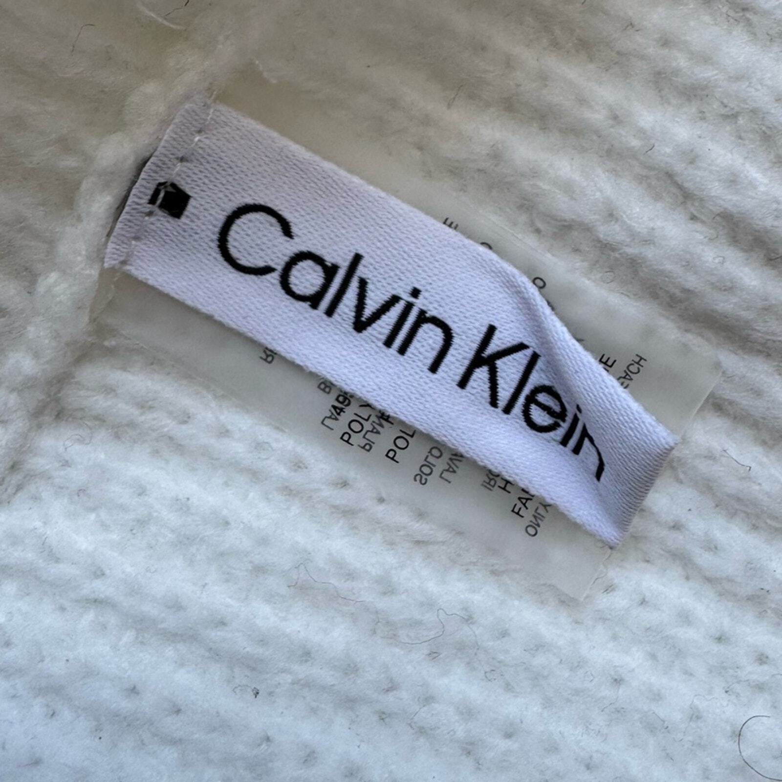 Calvin Klein Infinity Scarf White Ribbed Knit, Classic, neutral, winter, preppy thumbnail 6