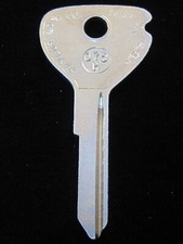 R62pf Opel Key Blank Ignition Doors 1965-1970 Rallye Kadett Opel 66 67 68 69