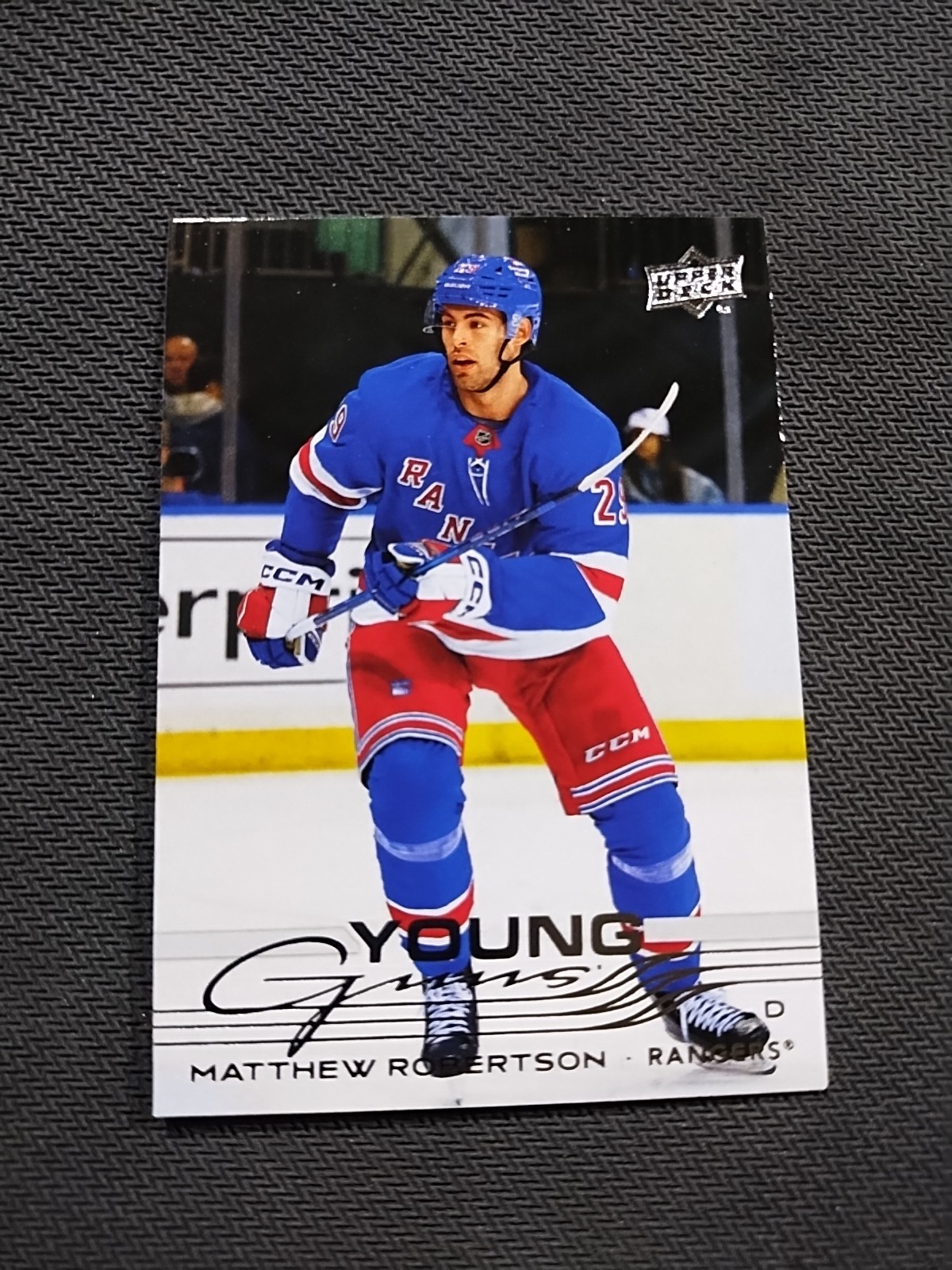 2025-26 Upper Deck Series 1 Young Guns Matthew Robertson #239 Rangers 🏒🏒💥