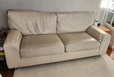 Marks & Spencers 2 and 2.5 seat cream leather sofa suite, in good condition