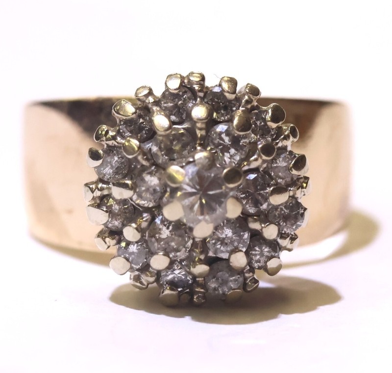 14k Yellow Gold .82ct SI2 H Natural Round Diamond Cluster Ring 5.9g Size 7.25