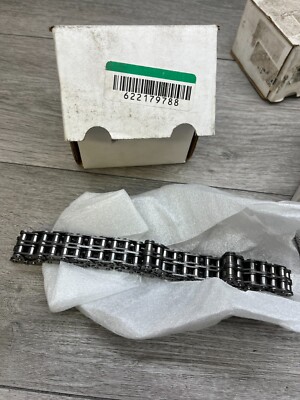 Edelbrock 7844 Performer-link True Roller Replacement Timing Chains 7800 Auto
